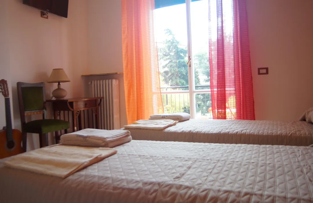 B&B Bibliotechina-1